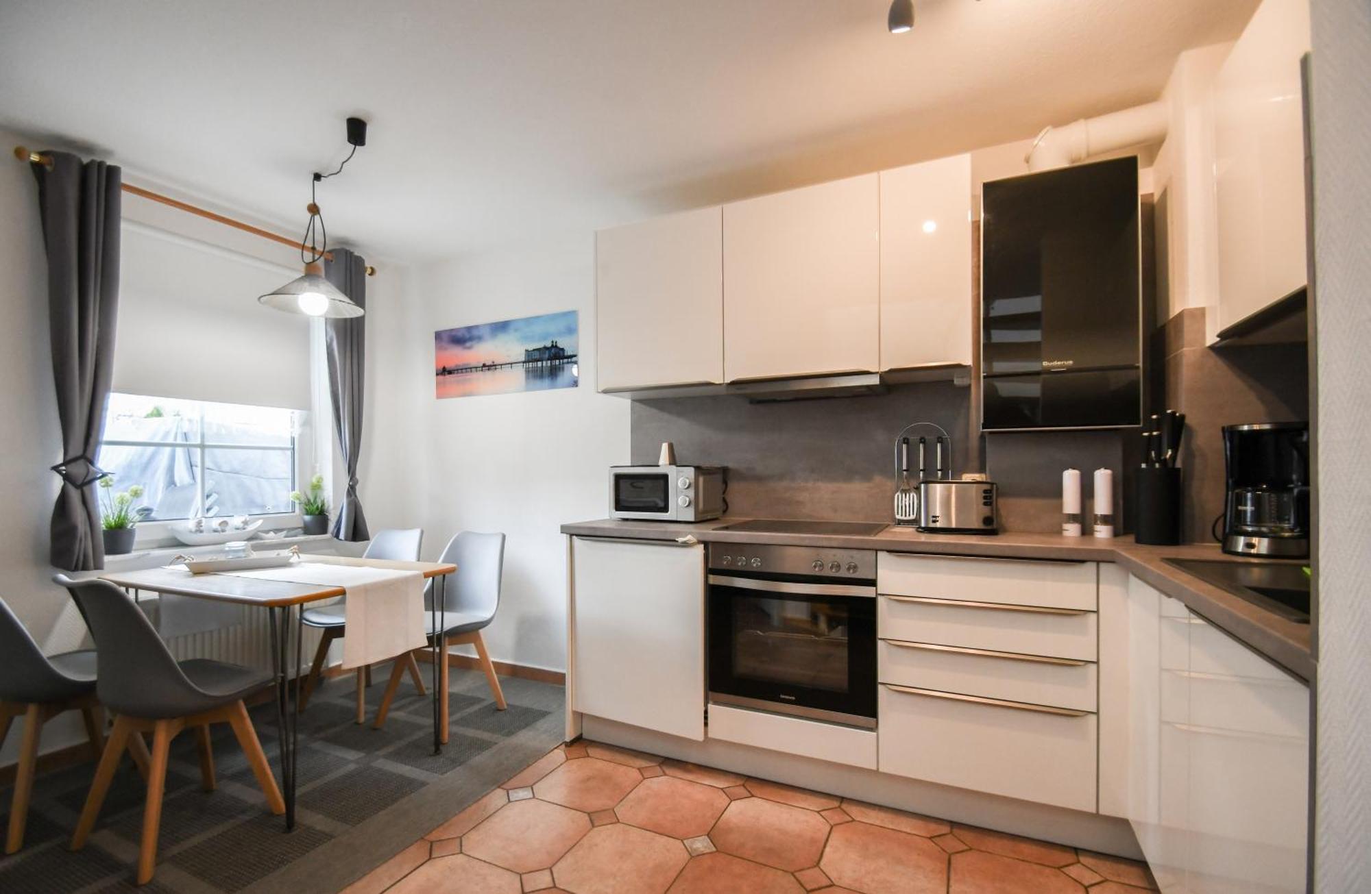 Ferienappartement Mit Seeblick Und Balkon Sellin  Exterior foto